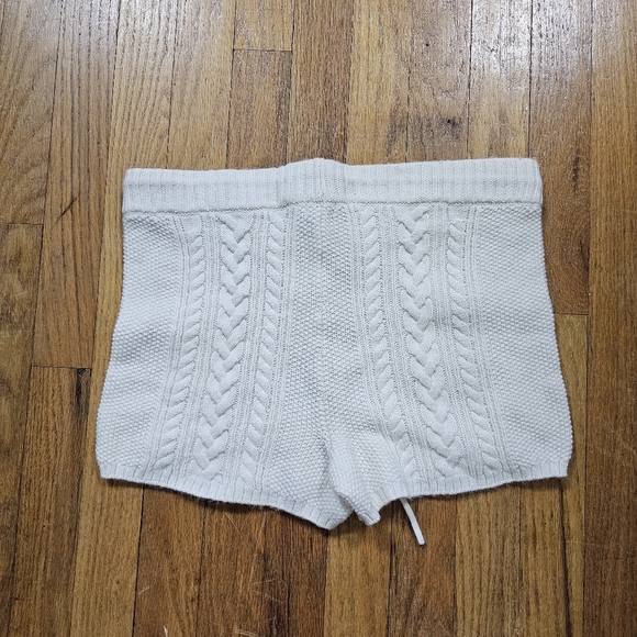 Aerie cute cozy cable knit shorts - Picture 2 of 3